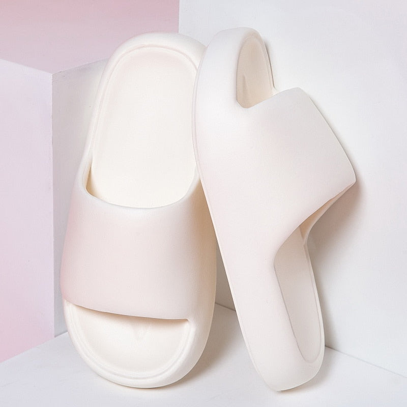 New Fashion Women Summer Soft Slippers