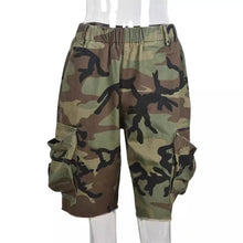 Load image into Gallery viewer, Camouflage Shorts

