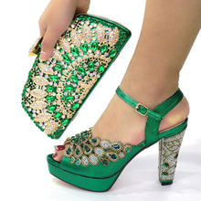 Load image into Gallery viewer, NEW GREEN With Print Desgin Shoes And Evening Bag

